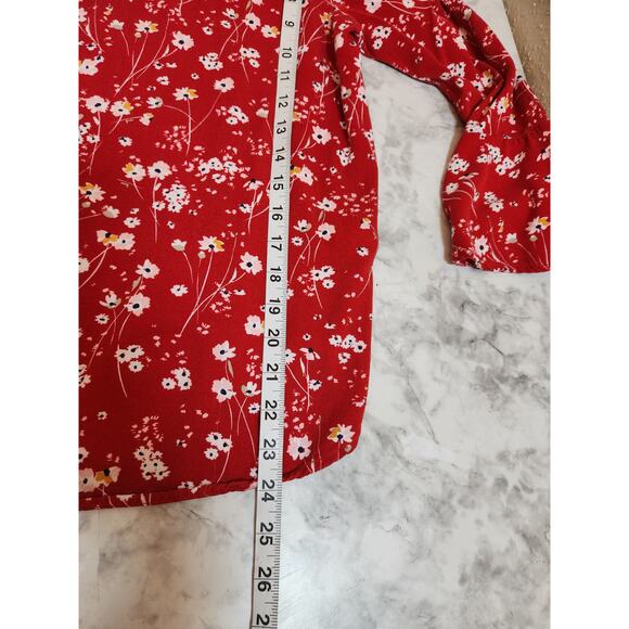 Liz Claiborne Women's Red White Floral Bell Sleeve Square Neck Blouse Size Small - Picture 5 of 5